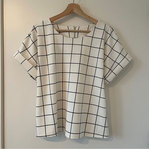 Striped oversized cuffed short sleeve shirt